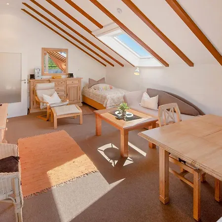 Schoene Whg. 3 Schlafzimmer Balkon *