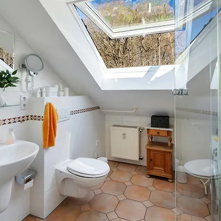 Schoene Whg. 3 Schlafzimmer Balkon Апартаменты