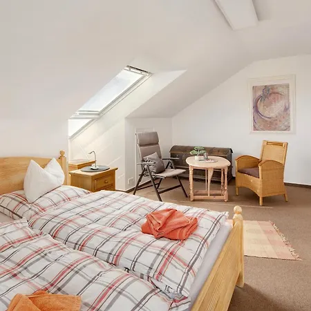 Schoene Whg. 3 Schlafzimmer Balkon Апартаменты