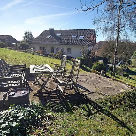 Schoene Whg. 3 Schlafzimmer Balkon דירה Lüdenscheid